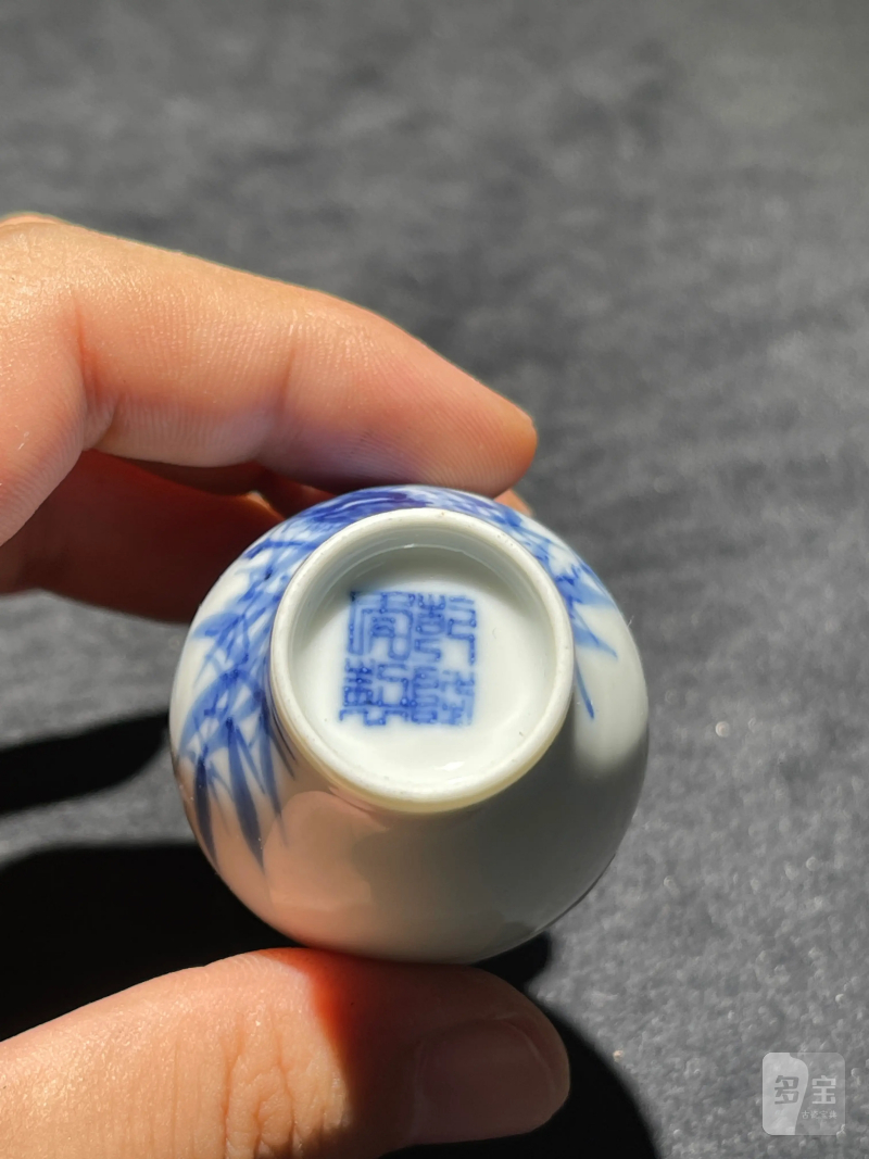 民国 王步风格青花花鸟纹小瓶 - 图6